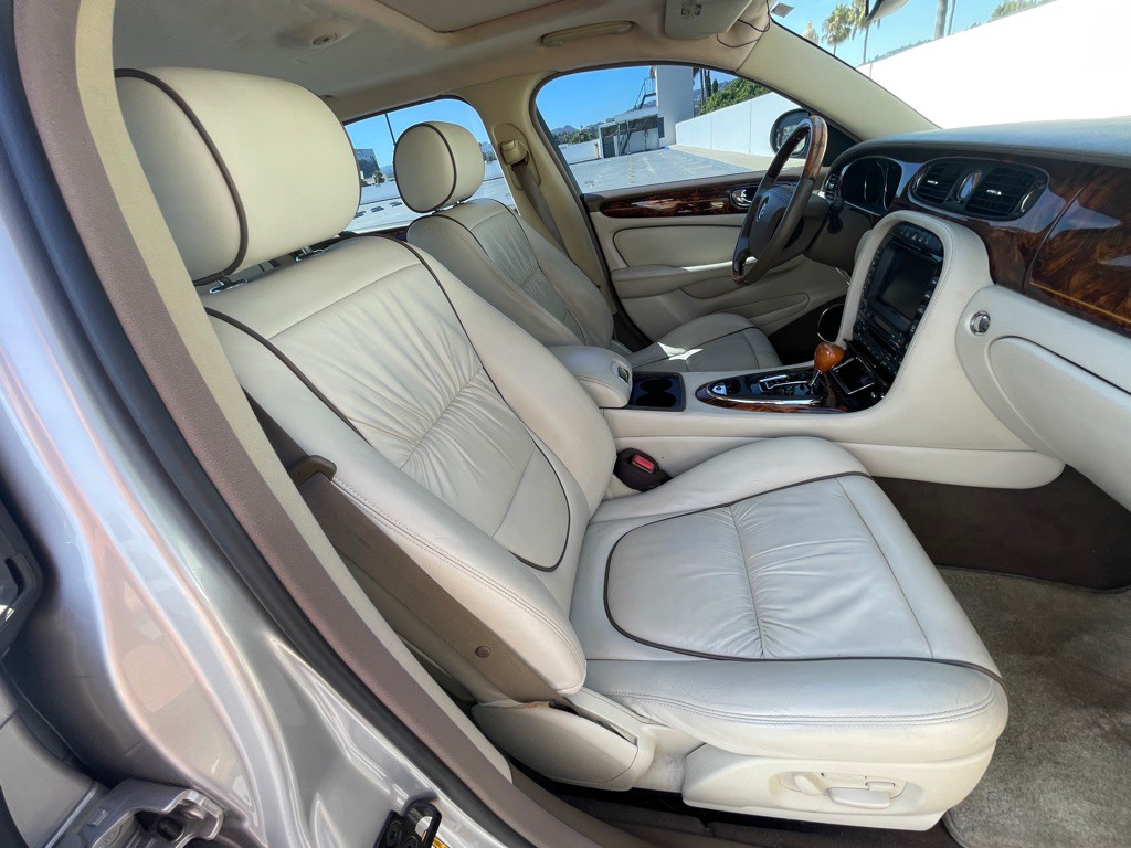 2006 Jaguar Vandenplas Image 84