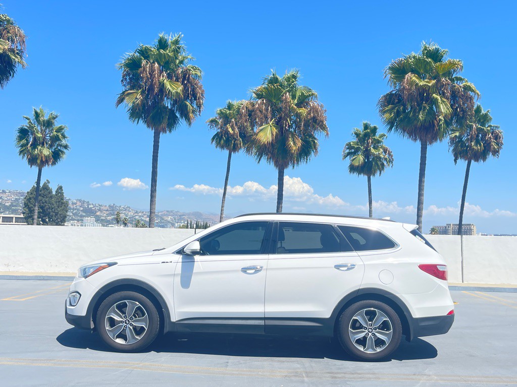 2014 Hyundai Santa Fe Image 4