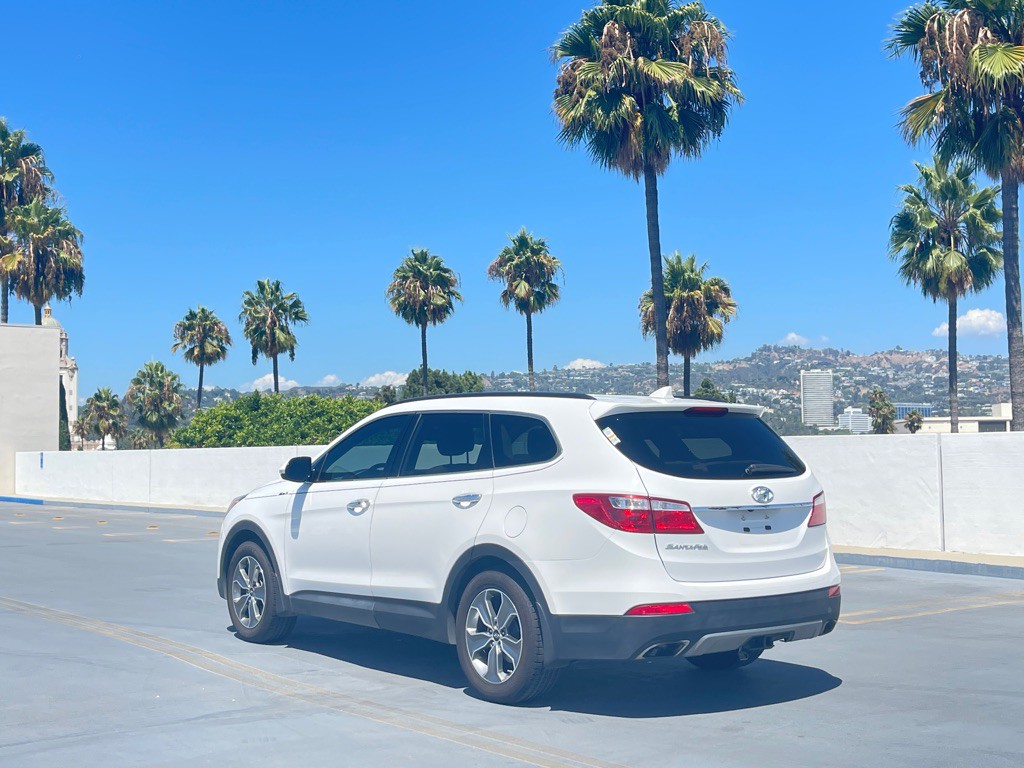 2014 Hyundai Santa Fe Image 11