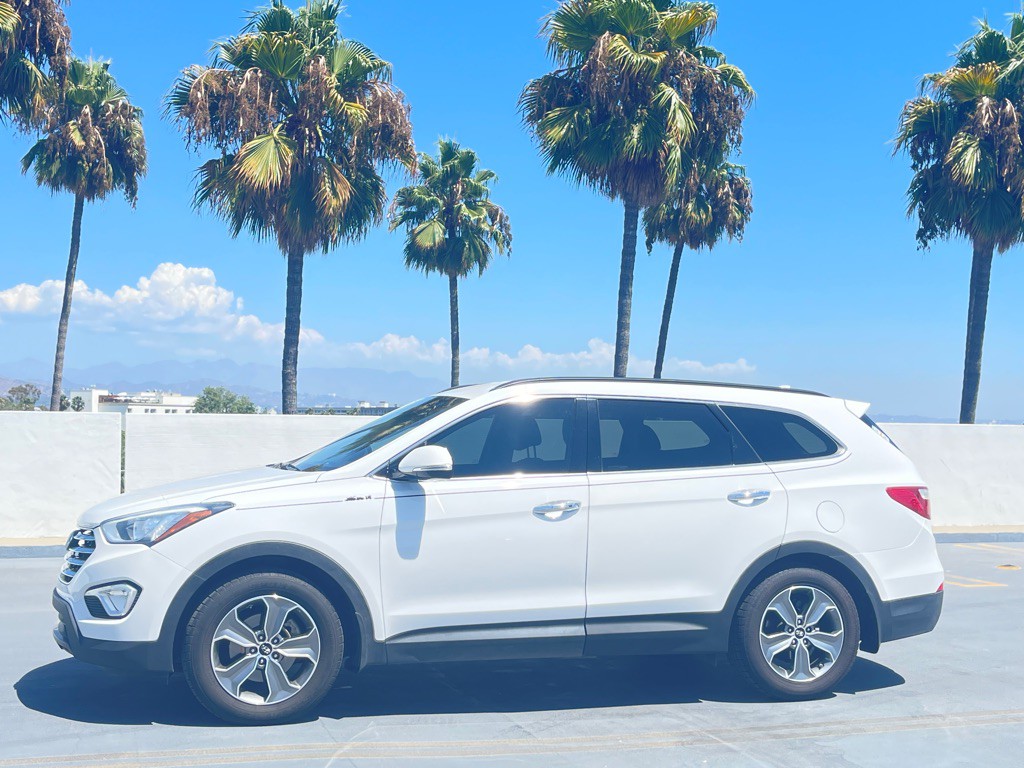 2014 Hyundai Santa Fe Image 18