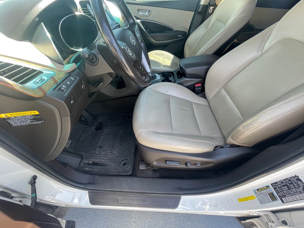 2014 Hyundai Santa Fe Image 52