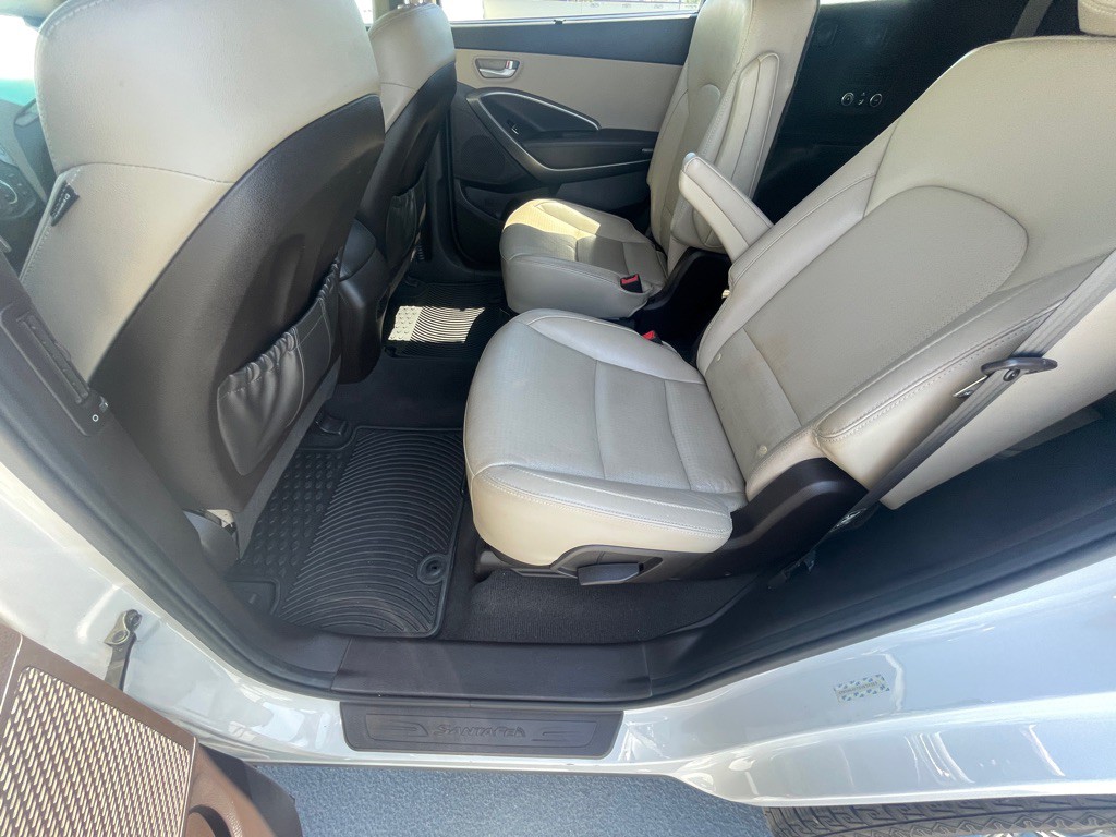 2014 Hyundai Santa Fe Image 64