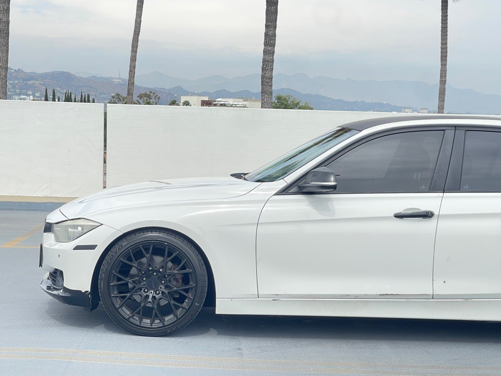 2014 BMW 3 Series Image 7