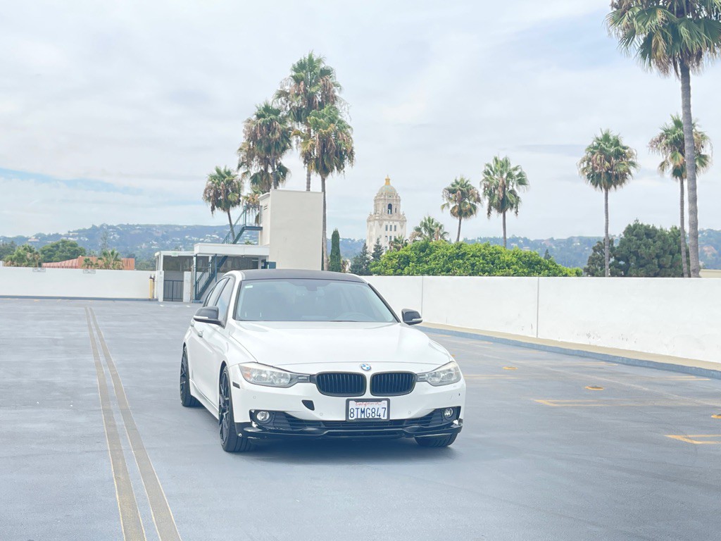 2014 BMW 3 Series Image 32