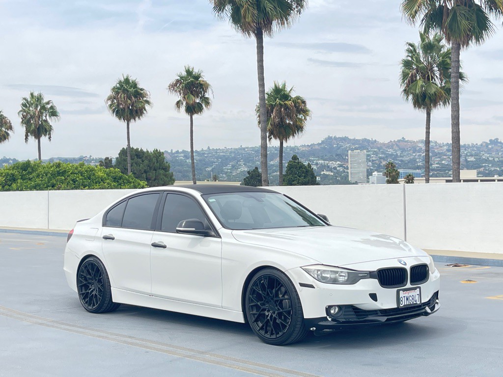 2014 BMW 3 Series Image 33