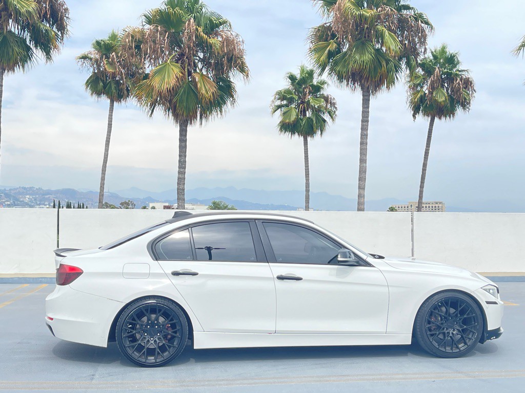 2014 BMW 3 Series Image 38