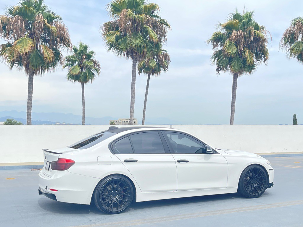 2014 BMW 3 Series Image 39