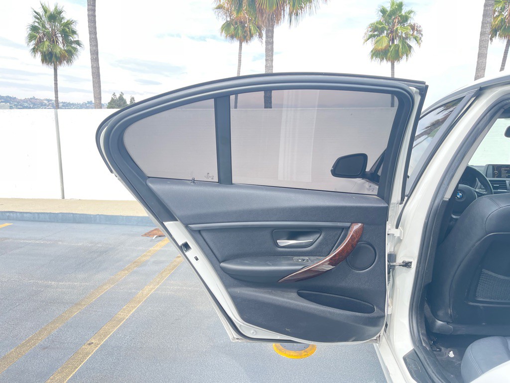 2014 BMW 3 Series Image 48