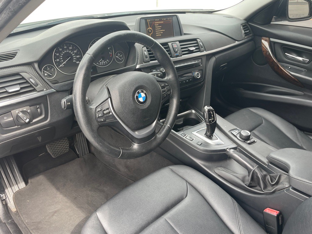 2014 BMW 3 Series Image 55