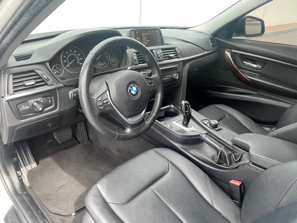 2014 BMW 3 Series Image 57