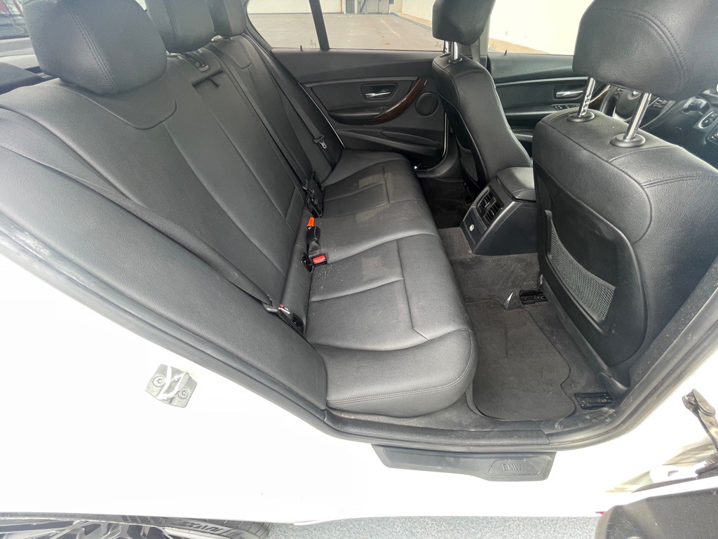 2014 BMW 3 Series Image 77
