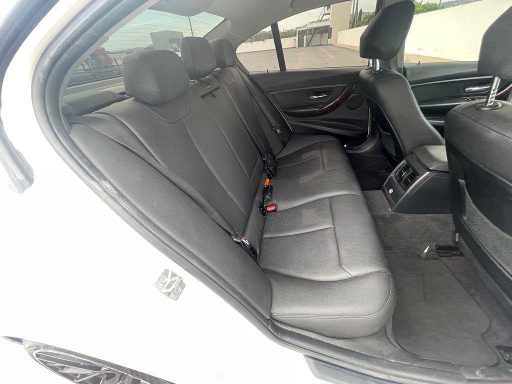 2014 BMW 3 Series Image 78