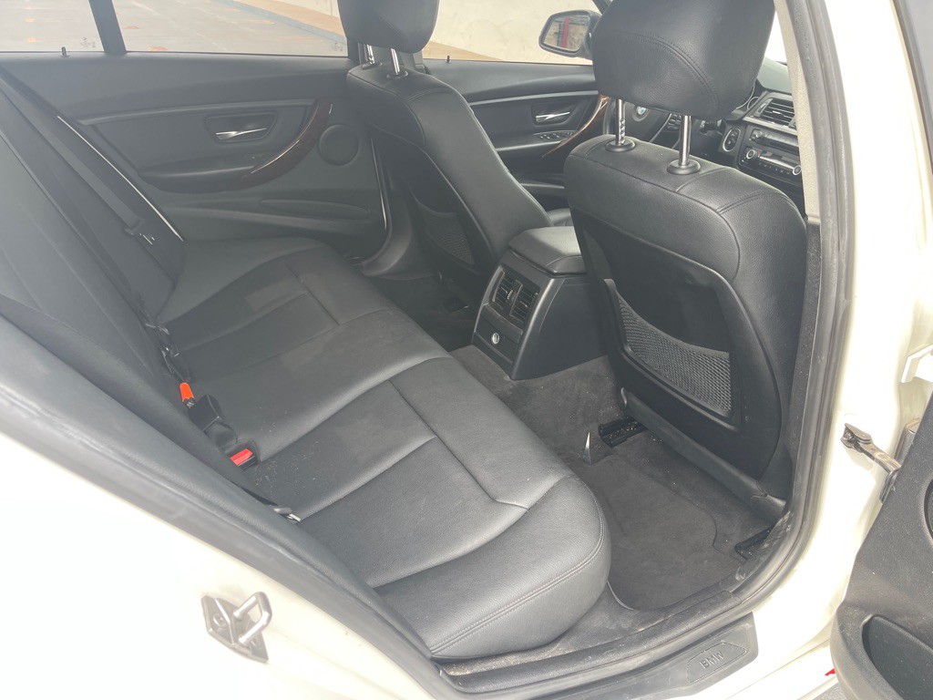 2014 BMW 3 Series Image 80