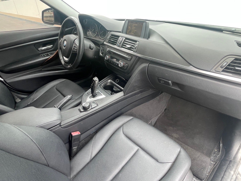 2014 BMW 3 Series Image 93