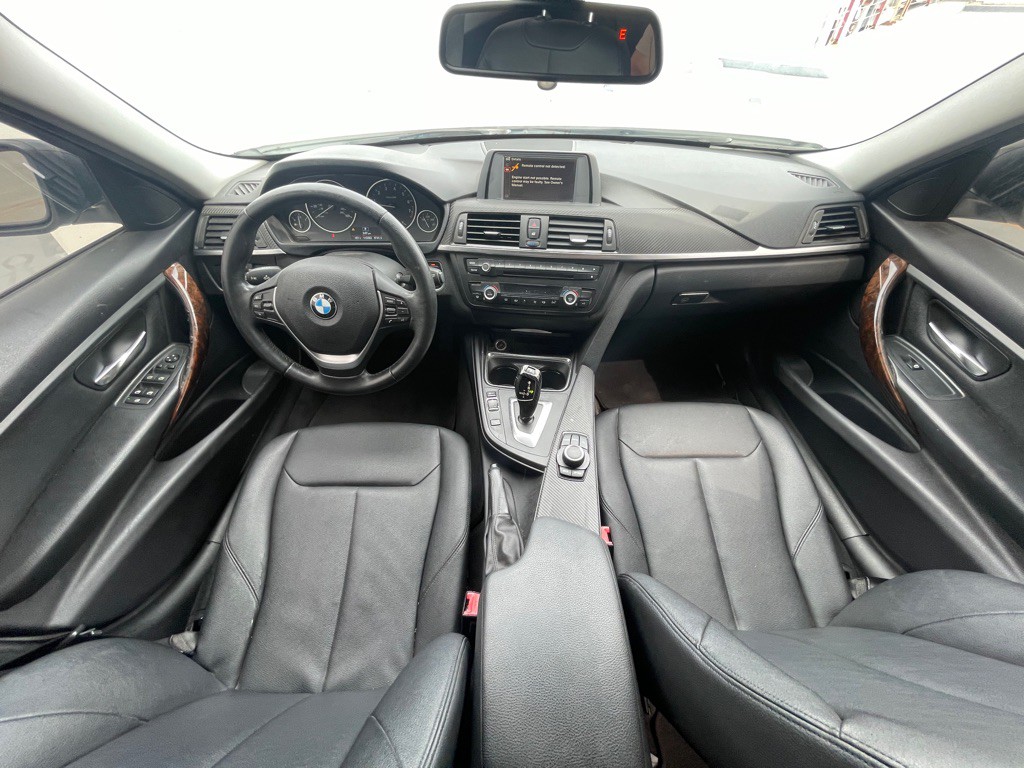 2014 BMW 3 Series Image 96