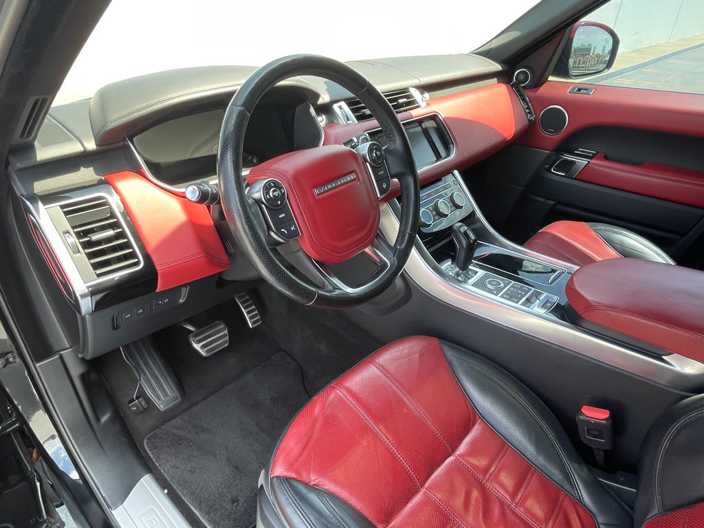 2016 Land Rover Range Rover Sport Image 1