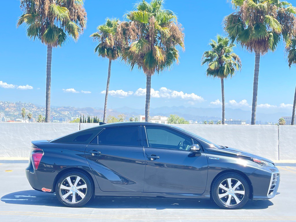 2018 Toyota Mirai Image 4