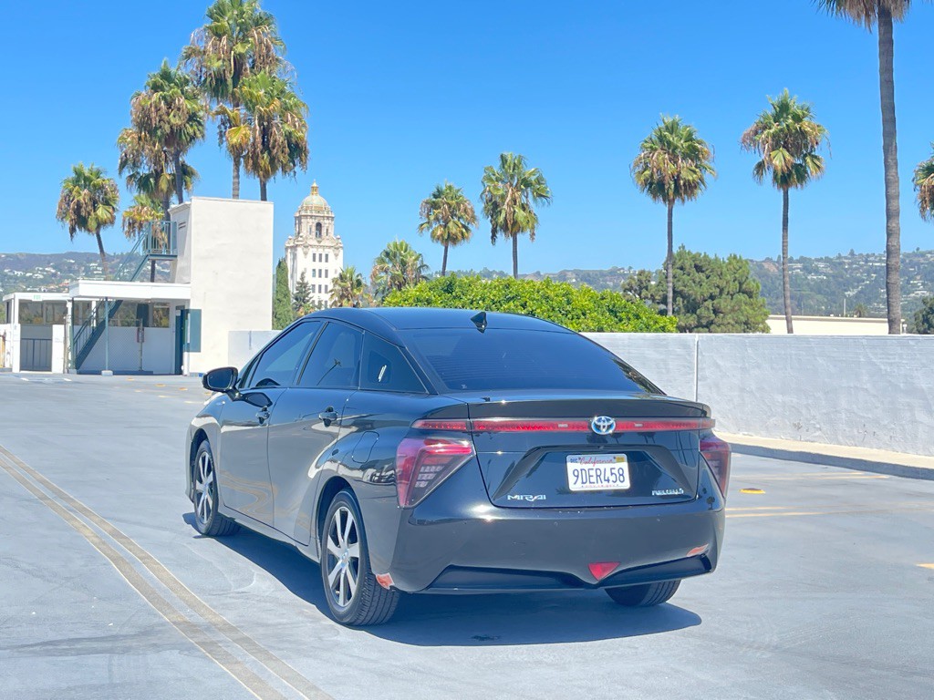 2018 Toyota Mirai Image 14