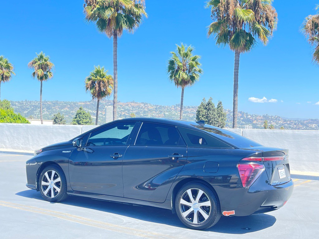 2018 Toyota Mirai Image 17