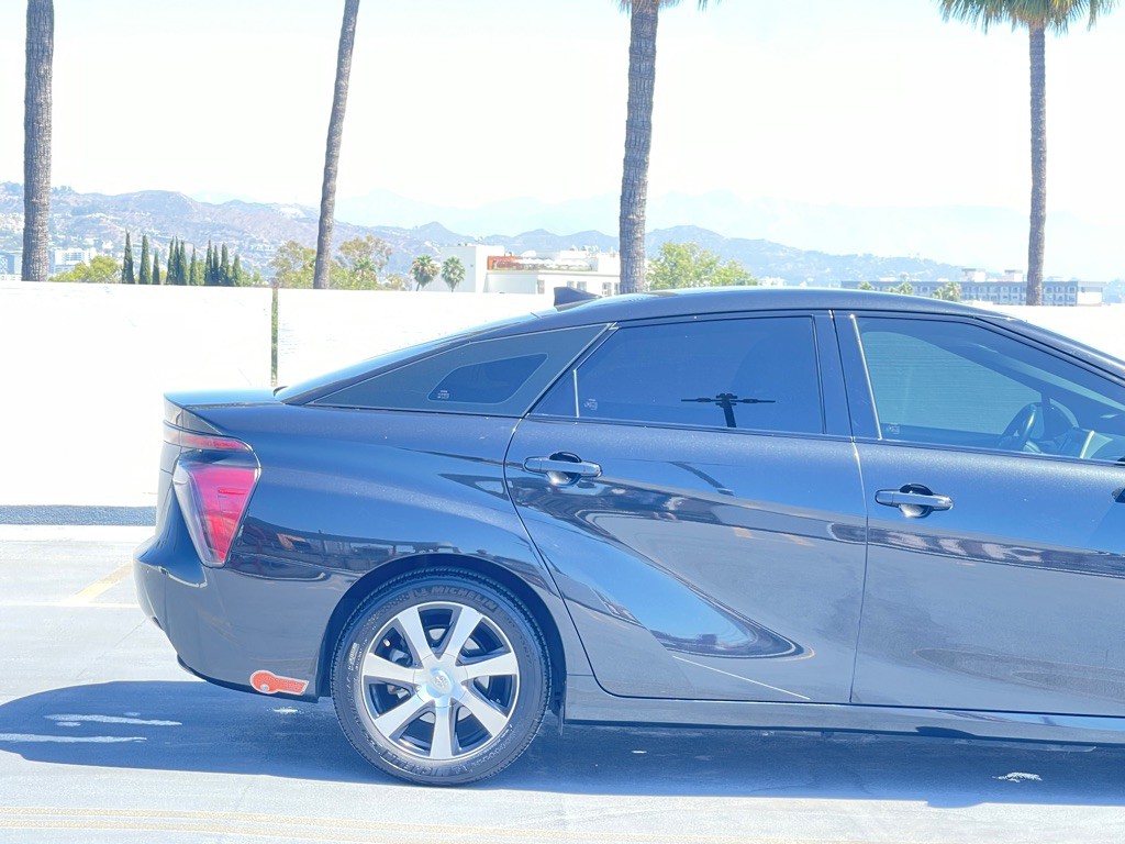2018 Toyota Mirai Image 31