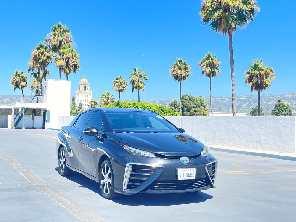 2018 Toyota Mirai Image 34