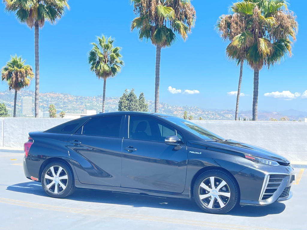 2018 Toyota Mirai Image 38