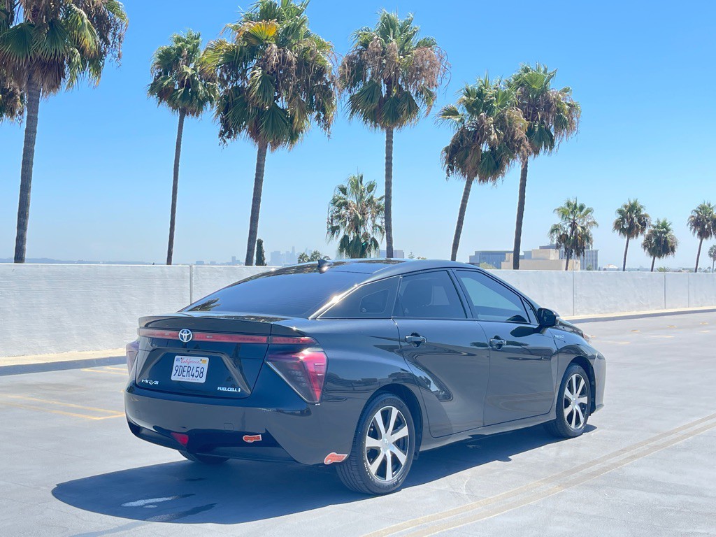 2018 Toyota Mirai Image 43