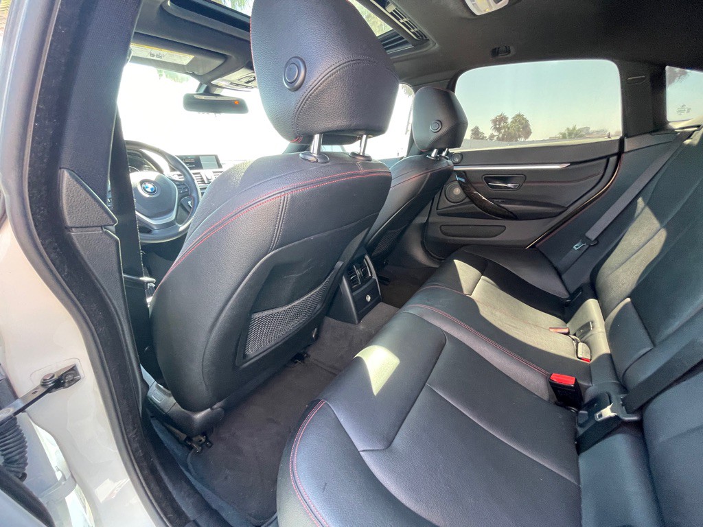 2015 BMW 4 Series Image 60