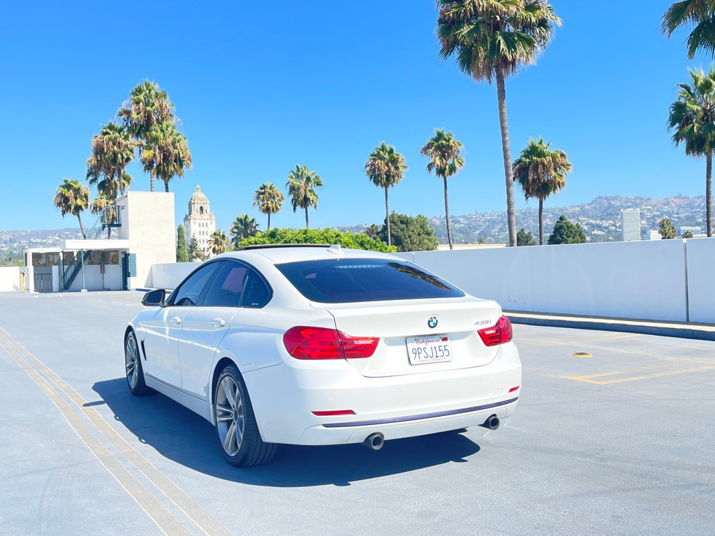 2015 BMW 4 Series Image 14