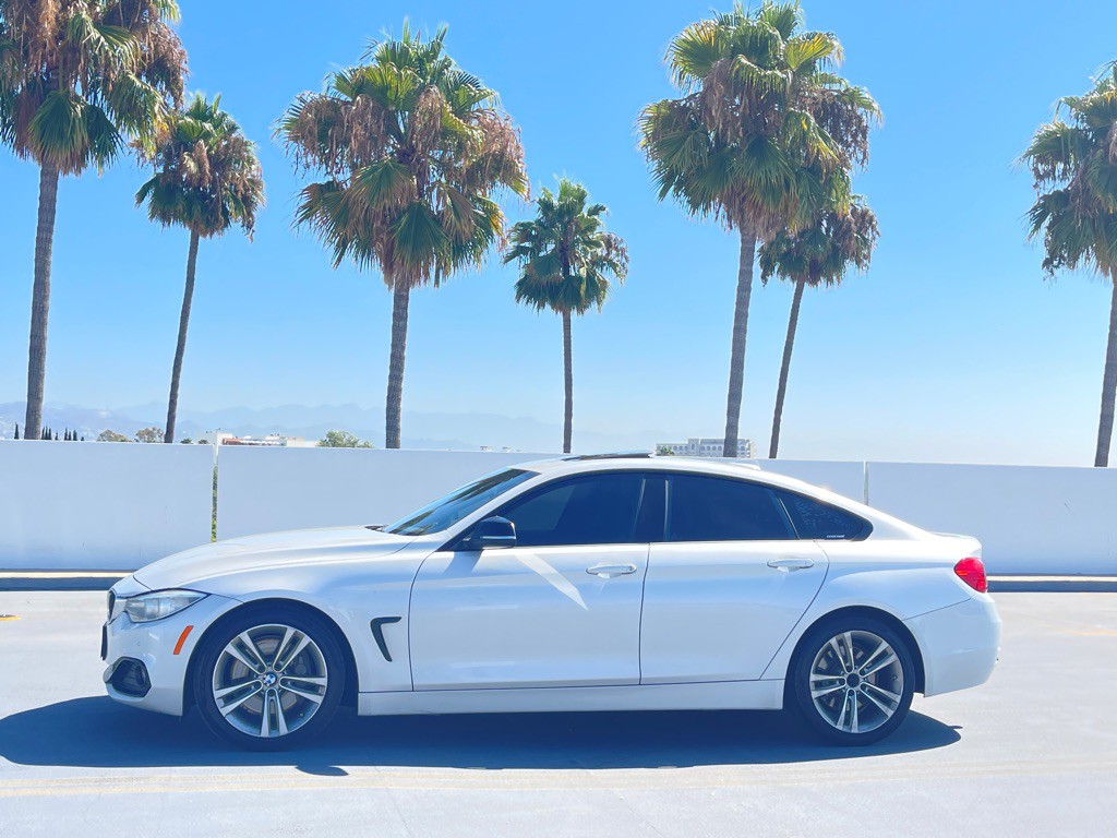 2015 BMW 4 Series Image 18