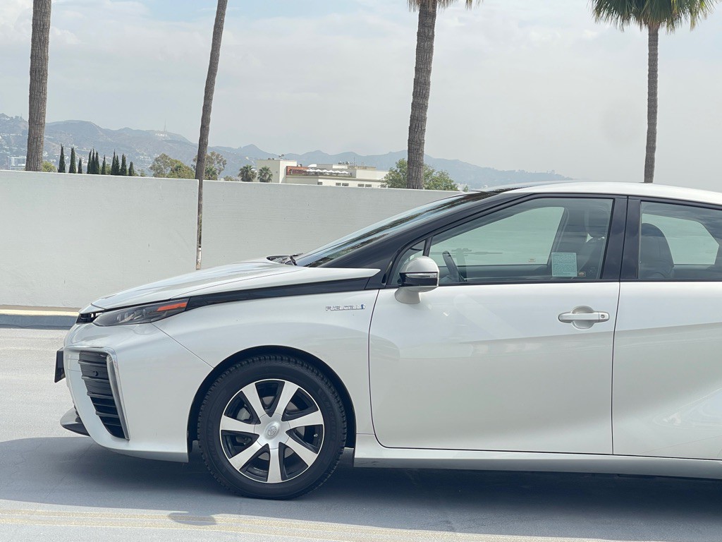 2019 Toyota Mirai Image 7