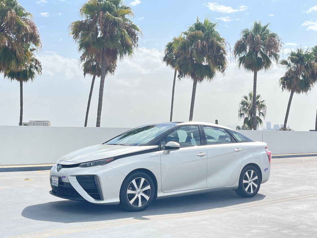 2019 Toyota Mirai Image 16
