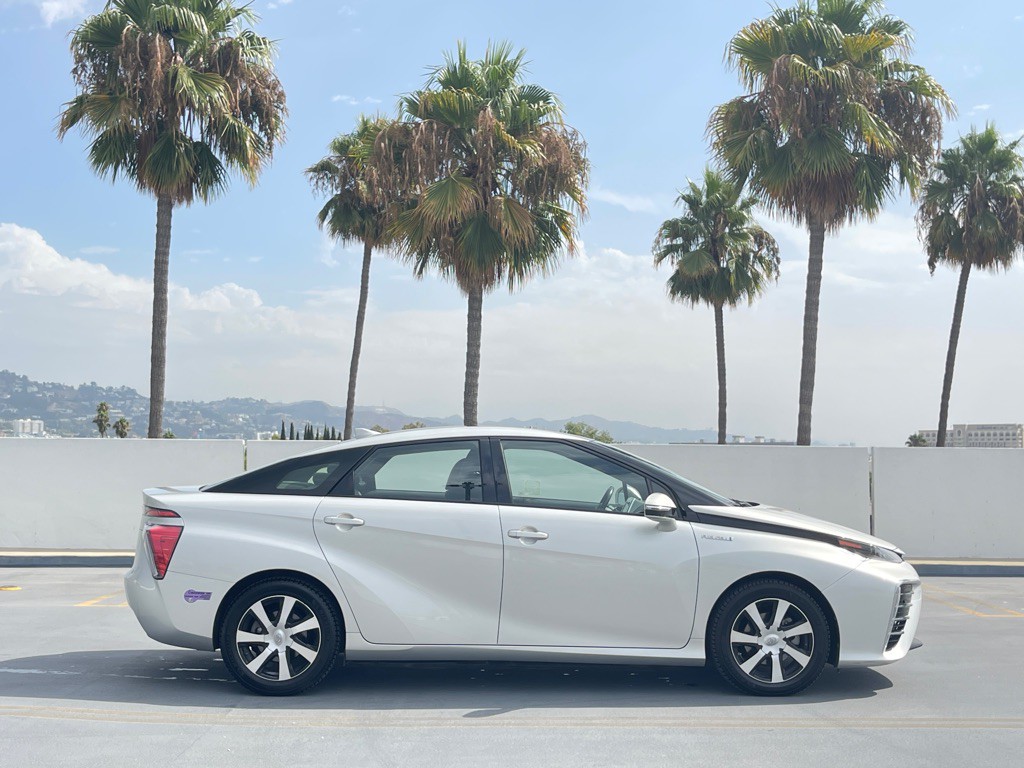 2019 Toyota Mirai Image 23