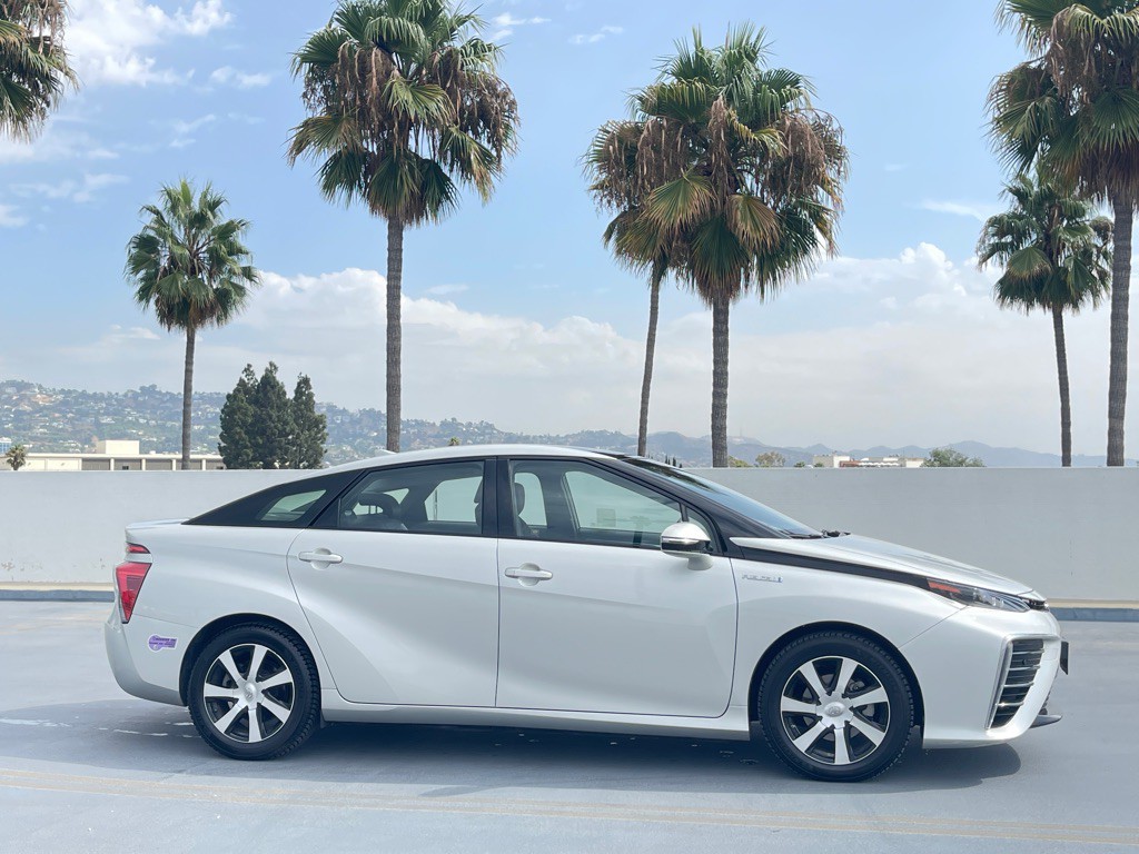 2019 Toyota Mirai Image 33