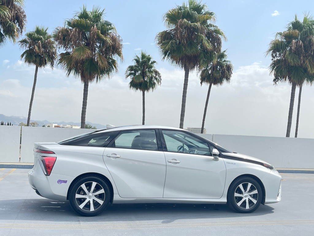 2019 Toyota Mirai Image 34