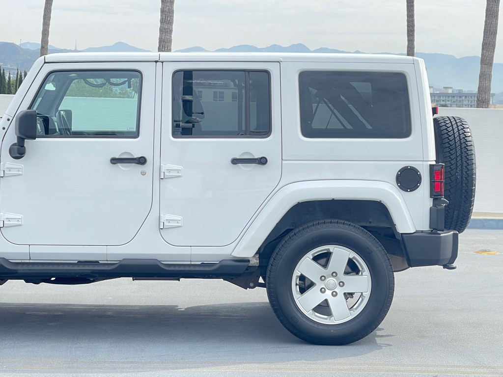 2012 Jeep Wrangler Unlimited Image 7