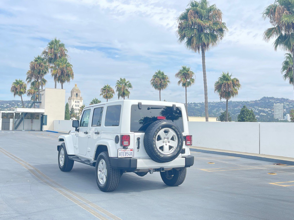 2012 Jeep Wrangler Unlimited Image 11