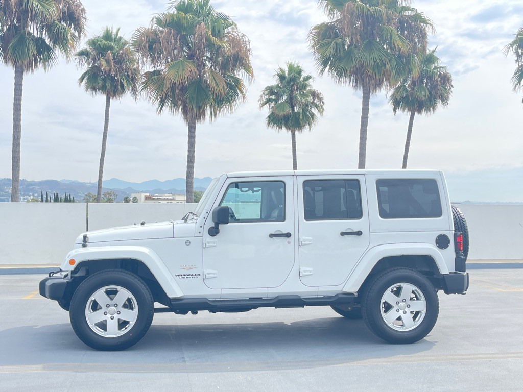 2012 Jeep Wrangler Unlimited Image 17