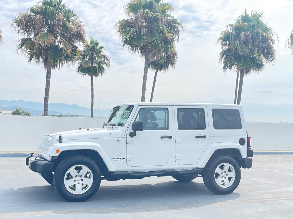 2012 Jeep Wrangler Unlimited Image 18