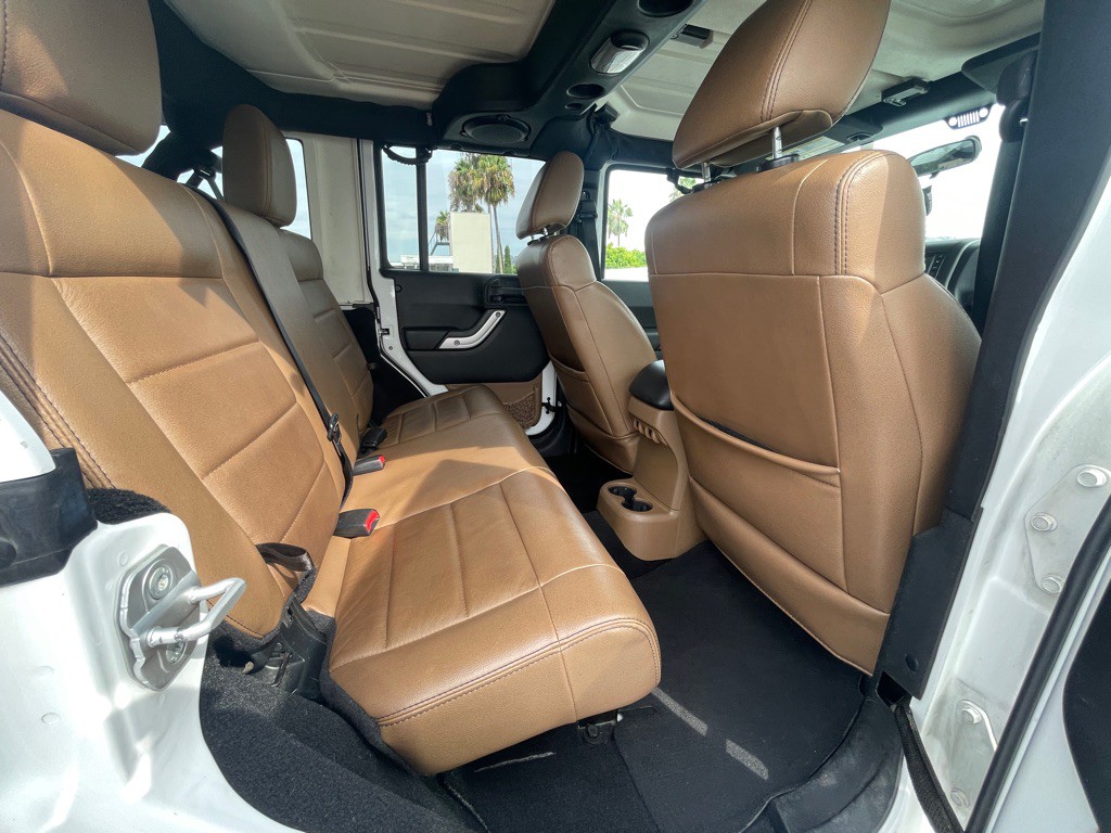 2012 Jeep Wrangler Unlimited Image 72
