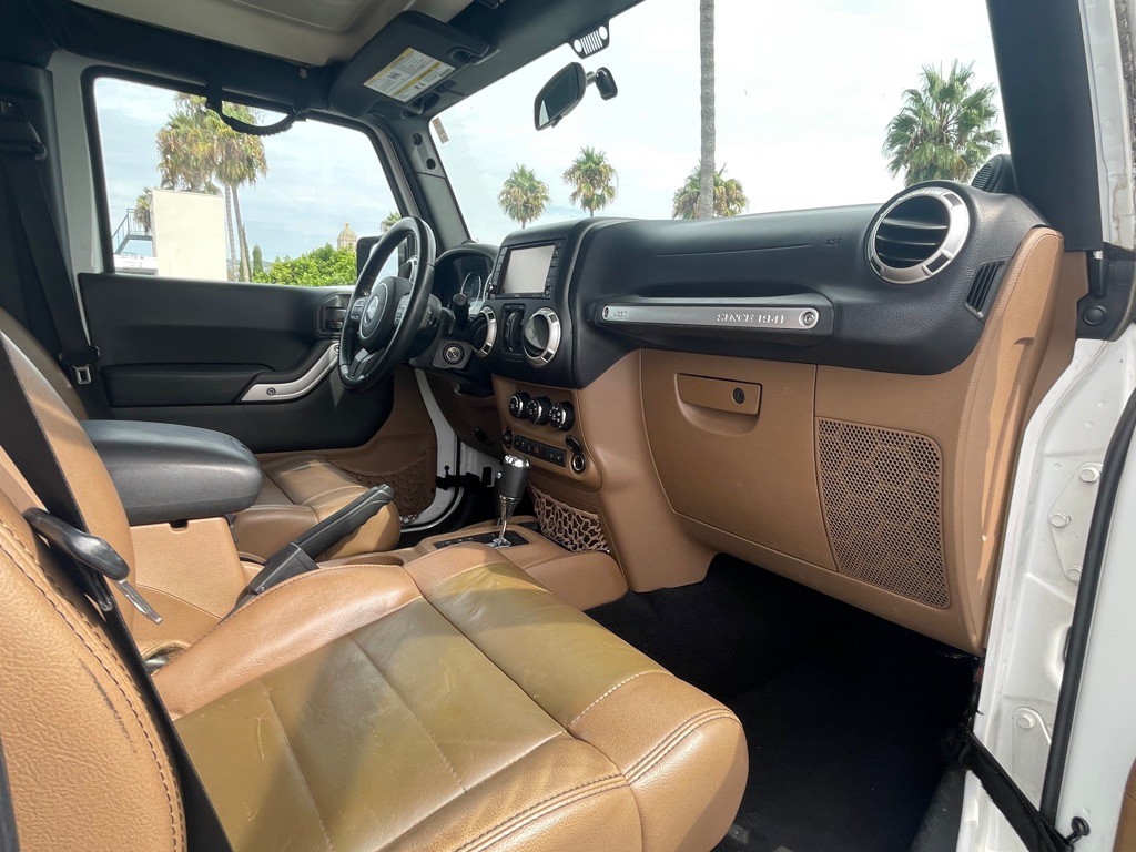 2012 Jeep Wrangler Unlimited Image 85