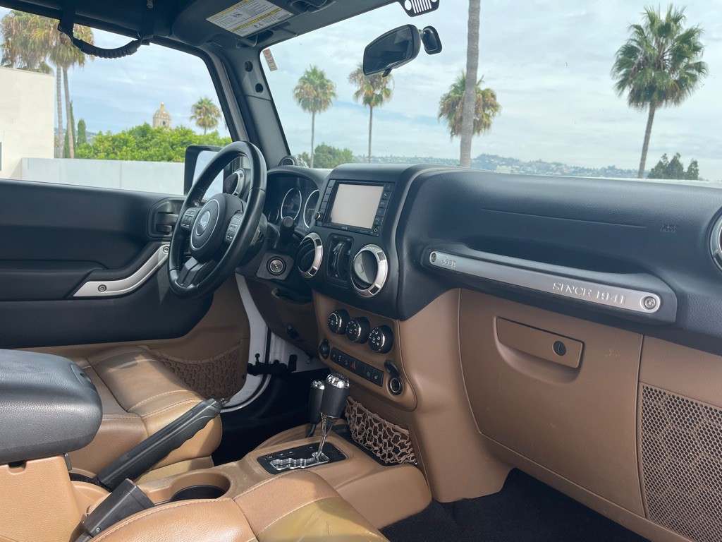 2012 Jeep Wrangler Unlimited Image 93