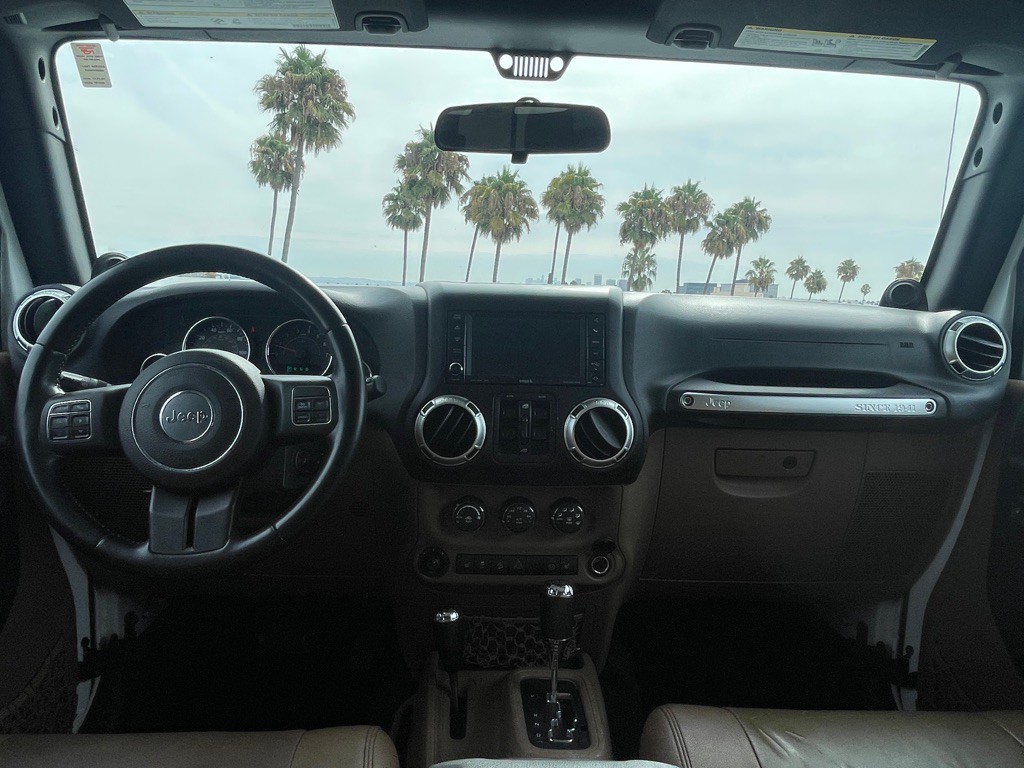 2012 Jeep Wrangler Unlimited Image 95