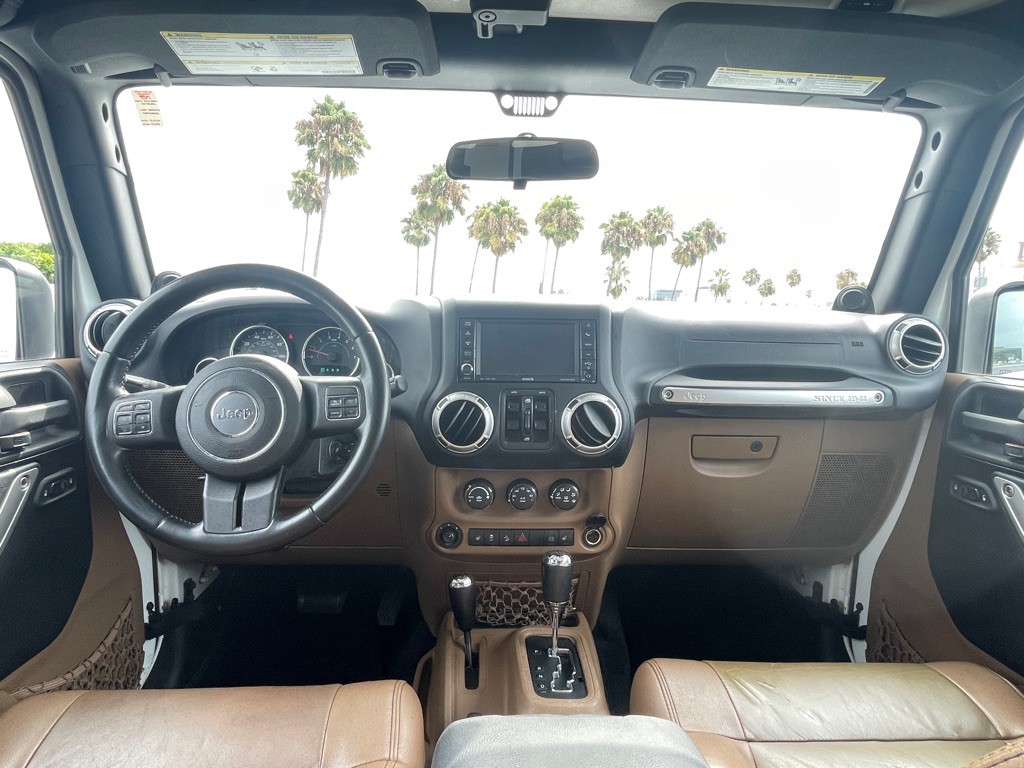 2012 Jeep Wrangler Unlimited Image 105