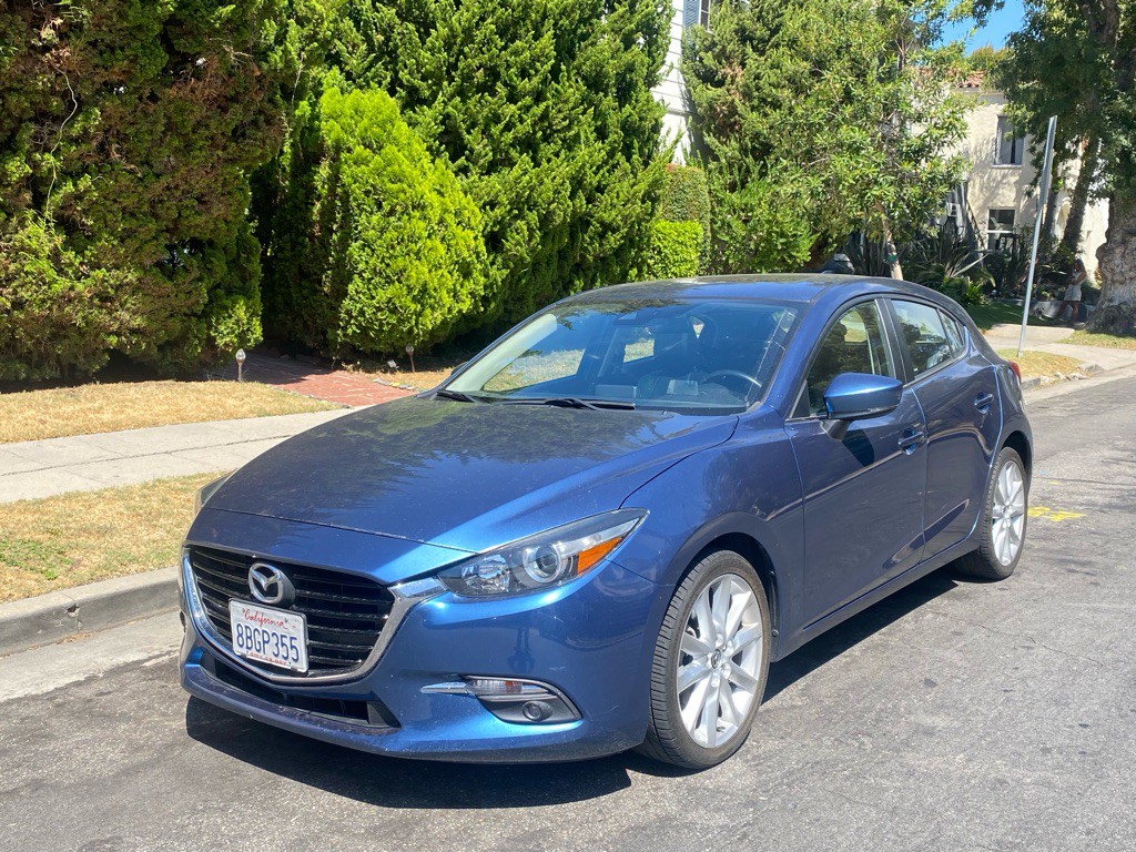 2017 Mazda Mazda3 Image 2