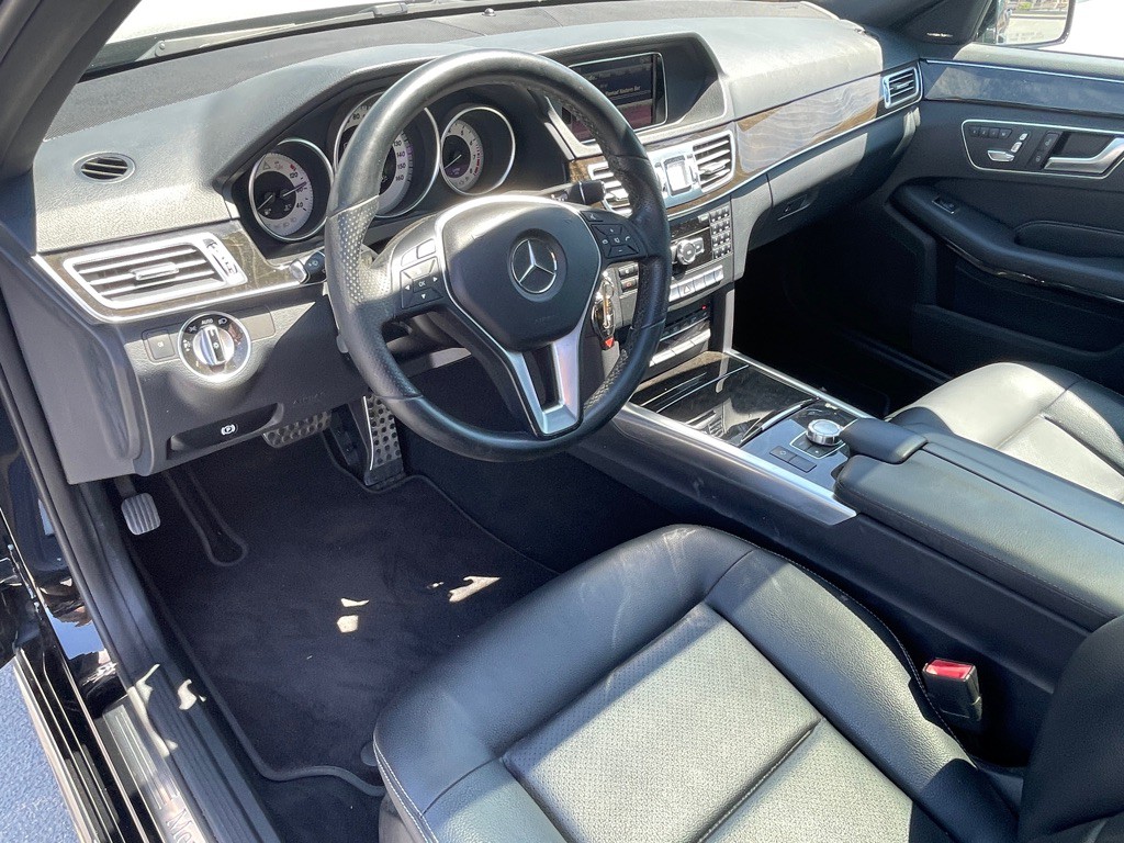 2014 Mercedes-Benz E-Class Image 55