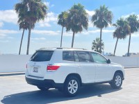 Image for 2013 Toyota Highlander BASE ID: 6803699