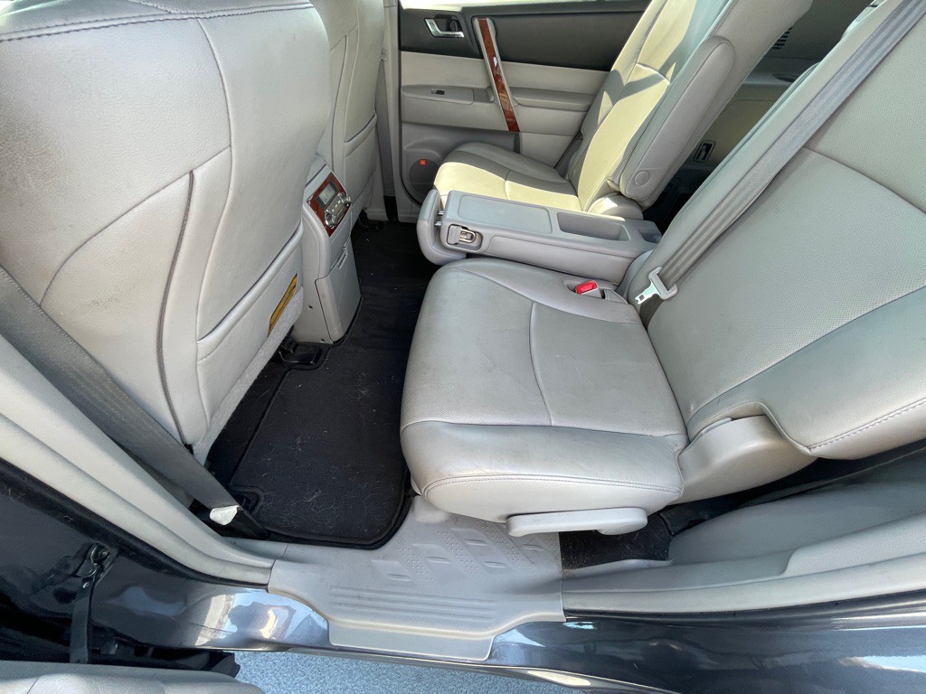 2013 Toyota Highlander Image 67