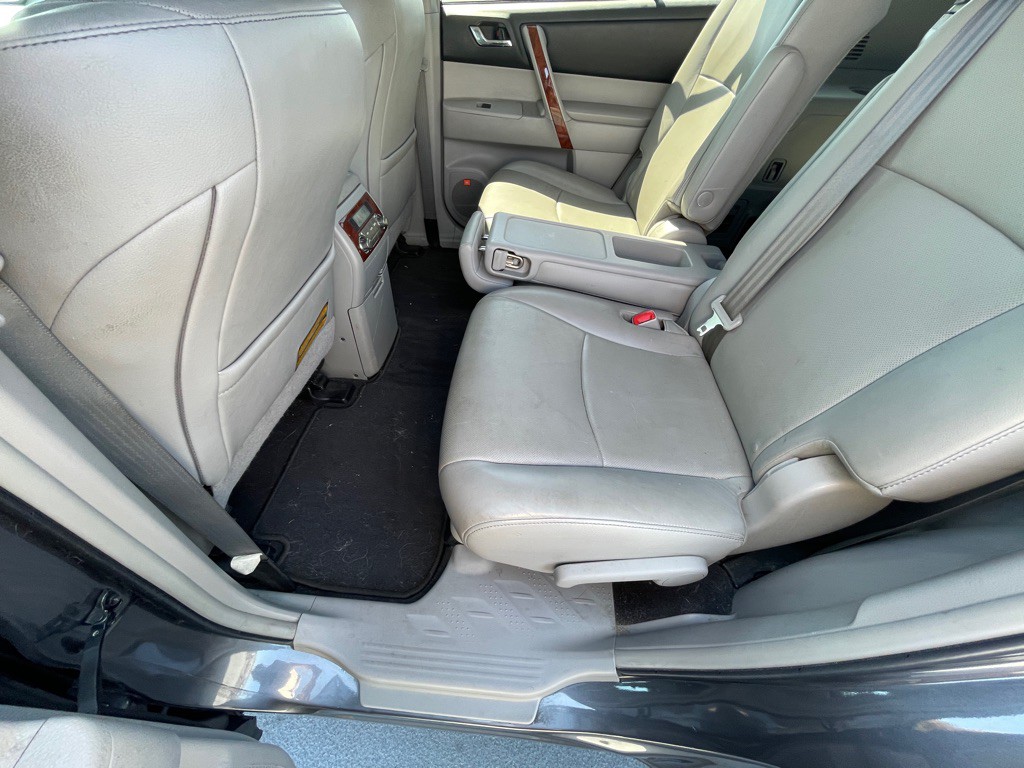 2013 Toyota Highlander Image 68