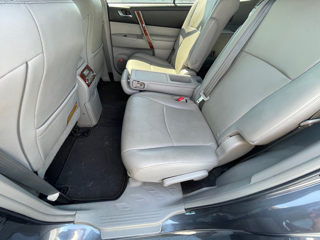 2013 Toyota Highlander Image 69